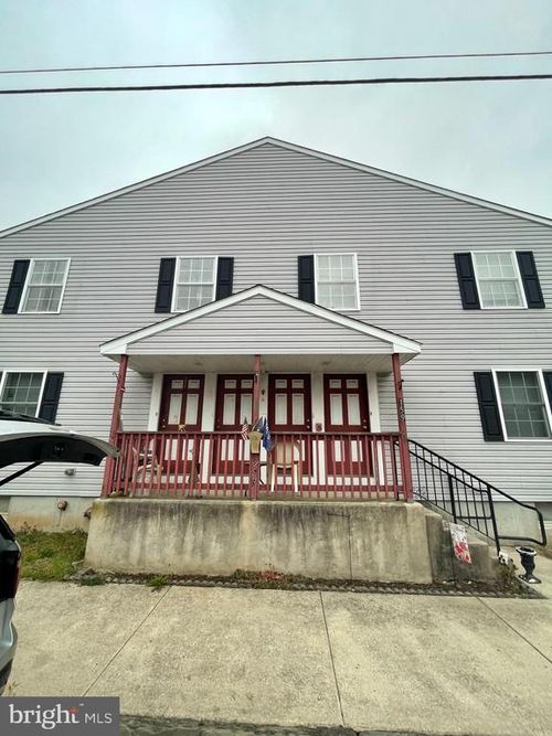 apt-2-159 E Chestnut St, BECHTELSVILLE, PA, 19505-9703 | Card Image