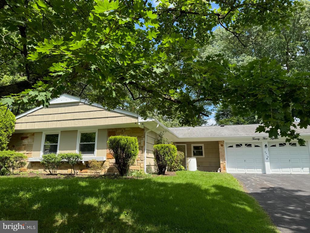 Kenhill Dr, Bowie, MD 20715