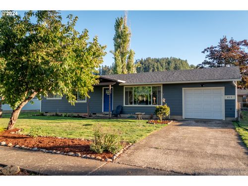 825 Evergreen Dr, Creswell, OR, 97426 | Card Image