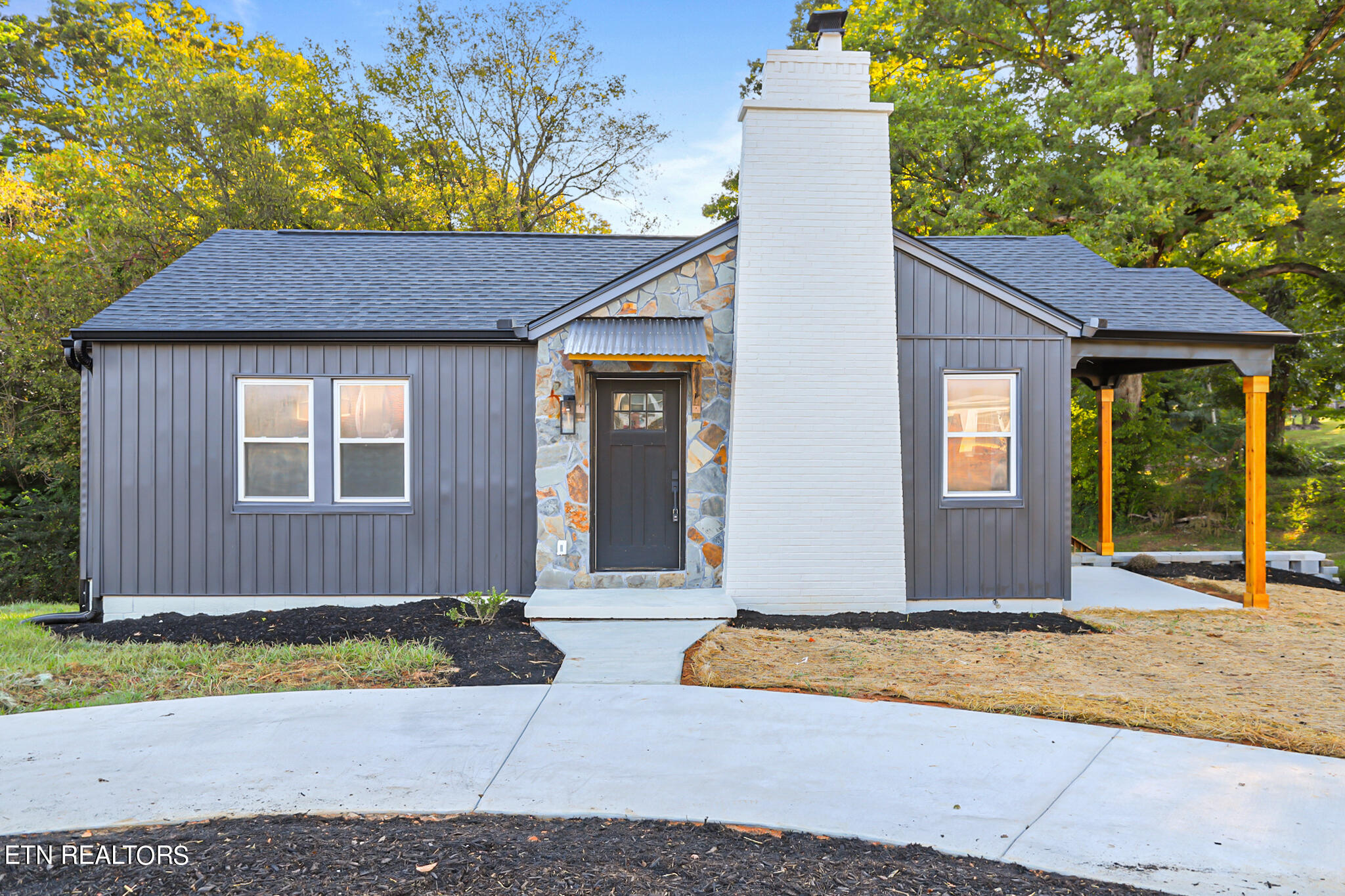 Cheyenne Dr, Knoxville, TN 37920