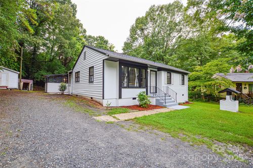 110 Mauney Cir, Gastonia, NC, 28052-1948 | Card Image