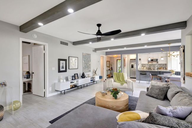405 Brackenwood Ln S, Condo with 2 bedrooms, 2 bathrooms and null parking in Palm Beach Gardens FL | Image 24