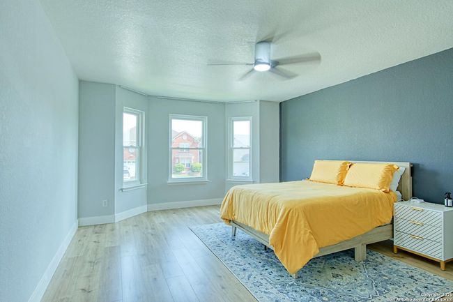 112 Springtree Holw, House other with 4 bedrooms, 3 bathrooms and null parking in Cibolo TX | Image 29