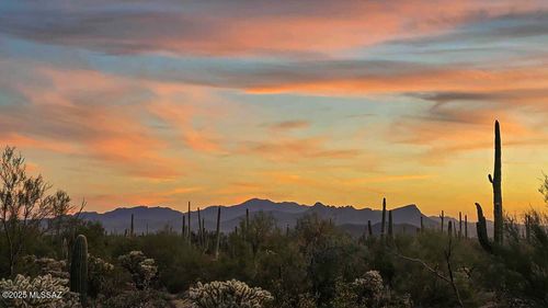 7809 W Buckeye Path, Marana, AZ, 85658-5097 | Card Image