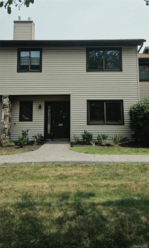154 Eagleton Dr, Monroe, NY, 10950-5139 | Card Image