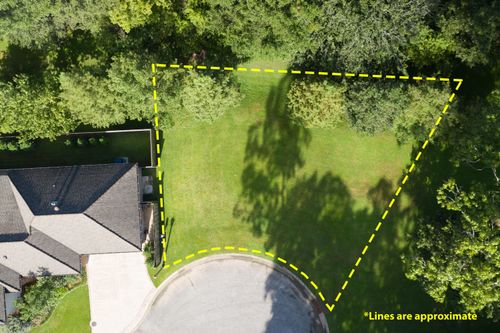 205 Park Ridge Ln, Lafayette, LA, 70503-3087 | Card Image