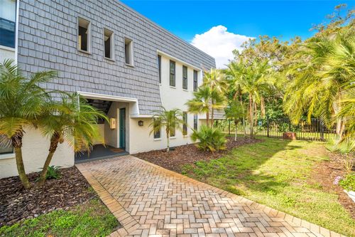 unit-104-708 Lyndhurst St, DUNEDIN, FL, 34698-7714 | Card Image