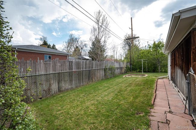 5582 E Colorado Ave, House other with 4 bedrooms, 3 bathrooms and 2 parking in Denver CO | Image 31