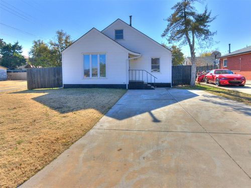315 W Toronto Ave, Kingfisher, OK, 73750-3552 | Card Image
