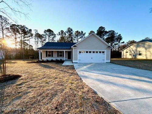 104 Red Maple Pl, Goldsboro, NC, 27530-9690 | Card Image