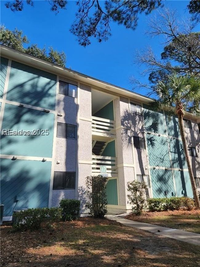 APT-17L - 45 Folly Field Rd, Condo with 2 bedrooms, 2 bathrooms and null parking in Hilton Head Island SC | Image 19