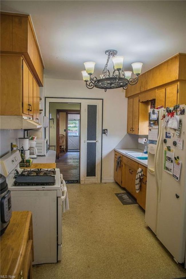 142 2nd Street Sw, Sold in Brewster Zoocasa