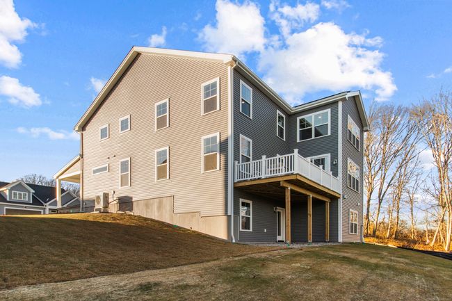 38 Summer Time Cir, House other with 3 bedrooms, 3 bathrooms and null parking in Pawcatuck CT | Image 30