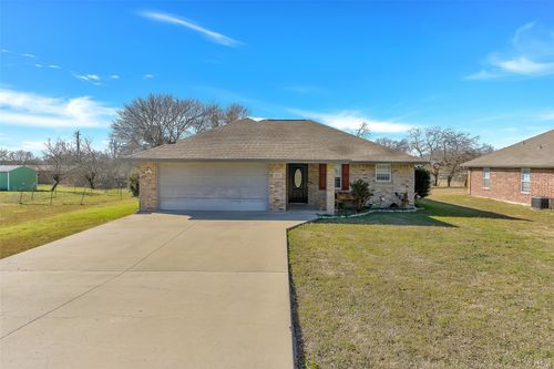 203 N Church St, Blue Ridge, TX, 75424-4370 | Card Image