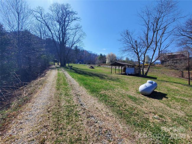 57 Paul Ridge Rd, House other with 3 bedrooms, 1 bathrooms and null parking in Newland NC | Image 19