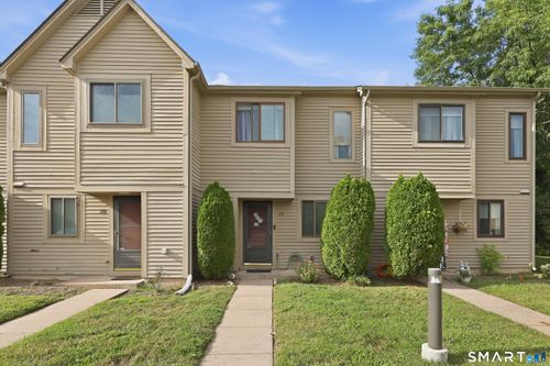 29-195 Village Square Dr, New Britain, CT, 06053-1235 | Card Image