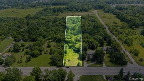 VL S Center Road, Burton, MI, 48519 | Card Image