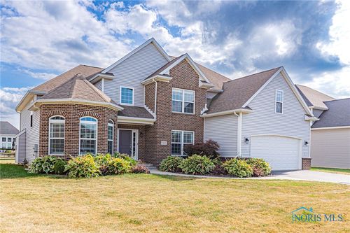 2849 Woods Edge Rd, Perrysburg, OH, 43551-8993 | Card Image