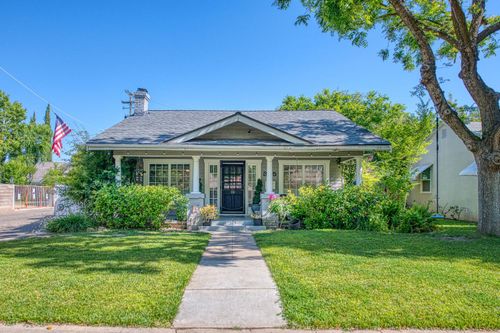 325 E Simpson Avenue, Fresno, CA, 93704 | Card Image