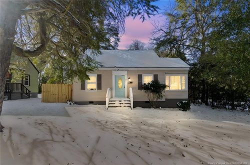 211 Hawthorne Rd, Fayetteville, NC, 28301-4331 | Card Image