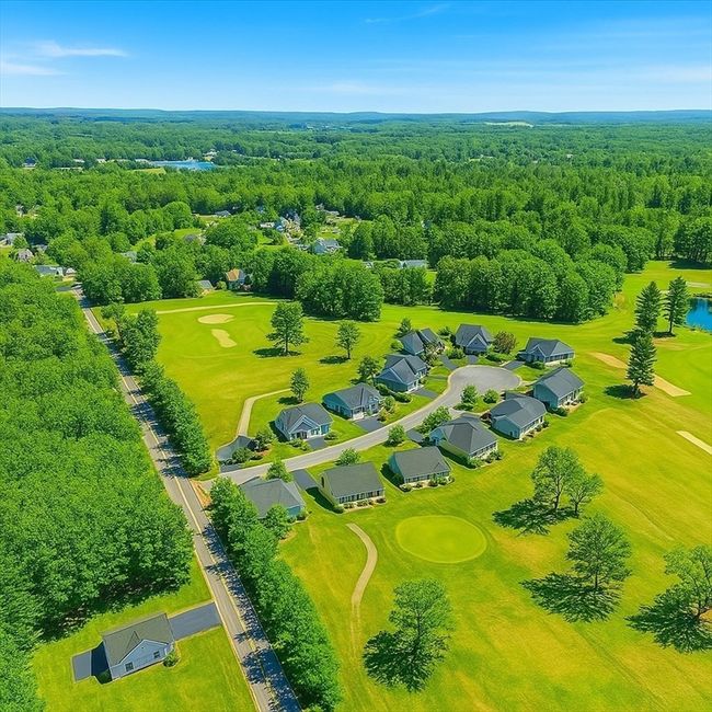 5 Back Nine Dr, House other with 2 bedrooms, 3 bathrooms and 4 parking in Haverhill MA | Image 24