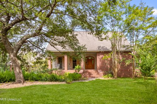 23554 Woodland Way, Pass Christian, MS, 39571-5703 | Card Image