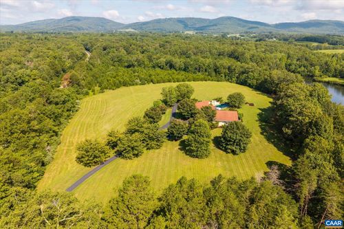 4798 Barn Field Dr, KESWICK, VA, 22947-2331 | Card Image