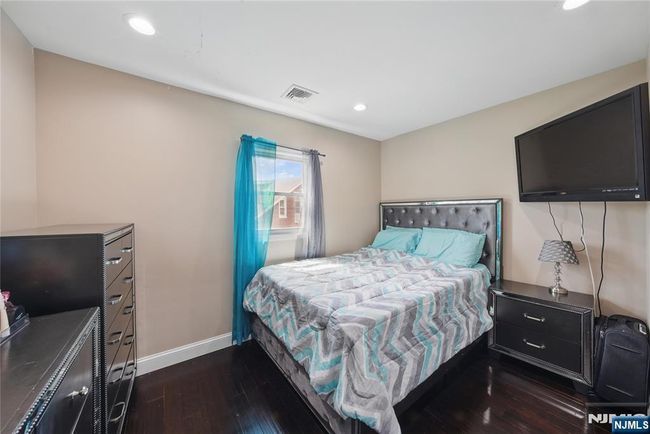 82 Barbour St, House other with 3 bedrooms, 2 bathrooms and null parking in Haledon NJ | Image 20