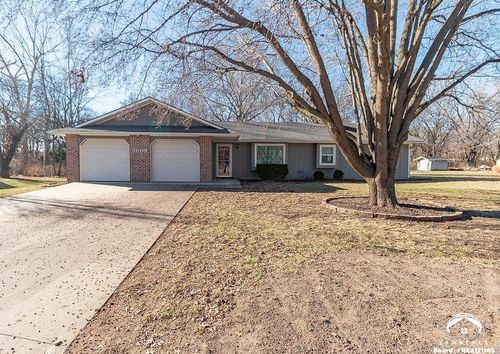 3009 W 19th Ct, Lawrence, KS, 66047-2300 | Card Image