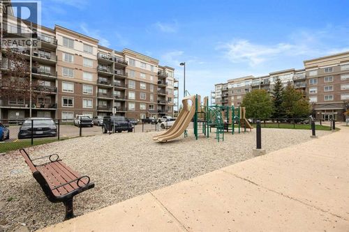 136 Sandpiper Rd, Fort Mcmurray, AB, T9K0K9 | Card Image