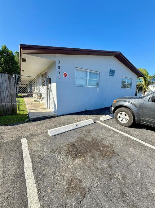 apt-1-3980 Sw 51st St, Fort Lauderdale, FL, 33312-6291 | Card Image
