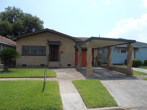 930 W 5th St, Port Arthur, TX, 77640-4947 | Card Image