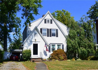 316 Stanford Avenue, House other with 3 bedrooms, 1 bathrooms and null parking in Elyria OH | Image 2