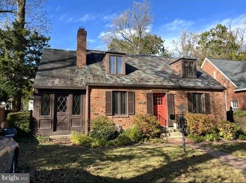 8904 Grant St, BETHESDA, MD, 20817-3514 | Card Image