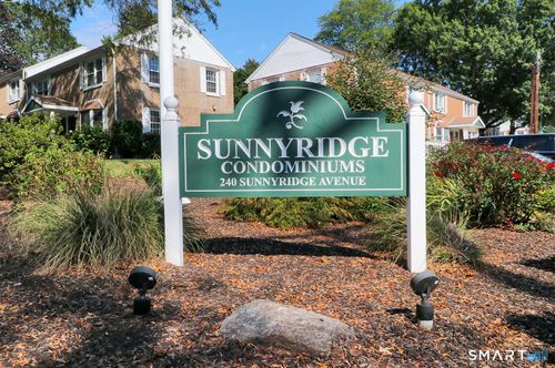 121-240 Sunnyridge Ave, Fairfield, CT, 06824-4652 | Card Image