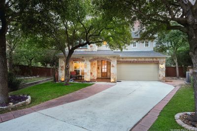 24006 Briarbrook Way, House other with 5 bedrooms, 3 bathrooms and null parking in San Antonio TX | Image 3