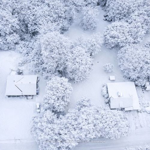 284 Church St, Penetanguishene, ON, L9M1G5 | Card Image