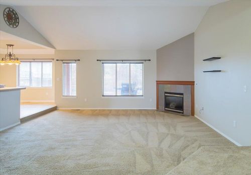 2485 Ne 7th Ln, Redmond, OR, 97756-3806 | Card Image