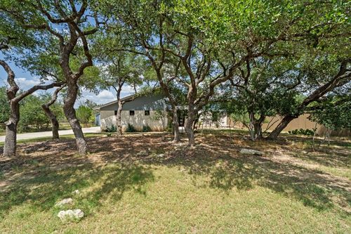 172 Bluff Trl, Dripping Springs, TX, 78620-3363 | Card Image
