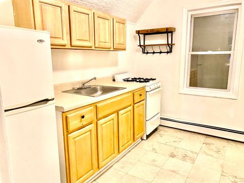 2-813 7th St, Union City, NJ, 07087-3409 | Card Image