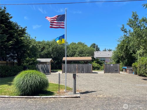 240 Queets St Sw, Ocean Shores, WA, 98569-9555 | Card Image