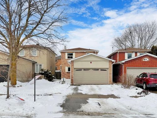 38 Gray Cres, Richmond Hill, ON, L4C5V5 | Card Image