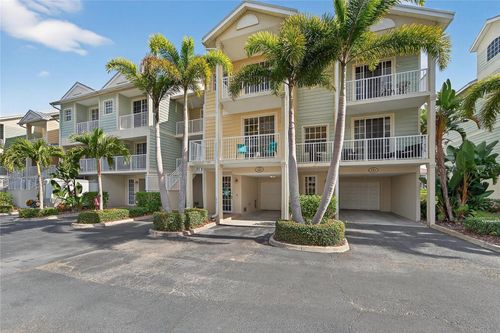 559 Bahia Beach Blvd, RUSKIN, FL, 33570-3023 | Card Image