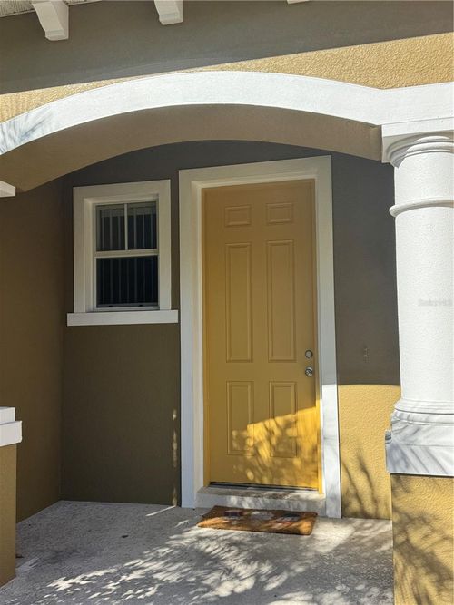 3038 Seaview Castle Dr, KISSIMMEE, FL, 34746-5533 | Card Image