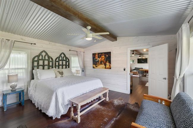 3643 Noak Rd, Home with 6 bedrooms, 4 bathrooms and null parking in Round Top TX | Image 15