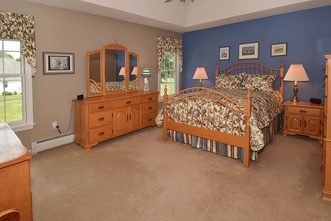 Primary bedroom | Image 22