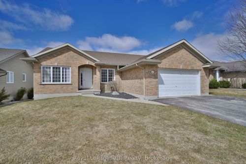 444 Grandview Rd, Wingham, ON, N0G2W0 | Card Image