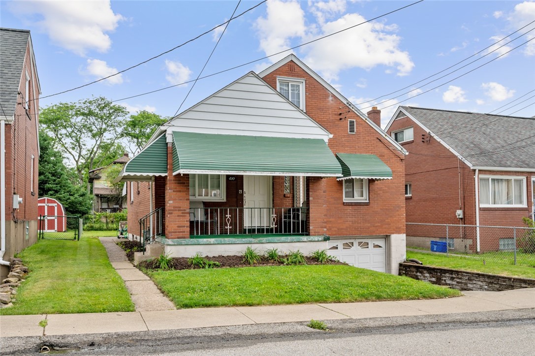 Carnegie St, West Mifflin, PA 15122