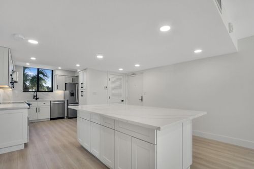 apt-t1-200 Ocean Trail Way, Jupiter, FL, 33477-5512 | Card Image