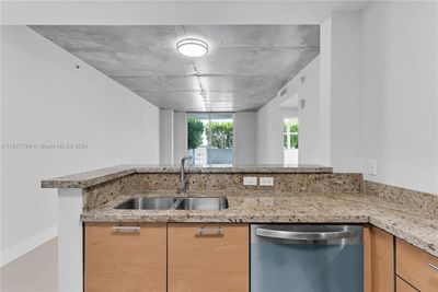 506 - 3180 Sw 22nd Ter, Condo with 2 bedrooms, 1 bathrooms and null parking in Miami FL | Image 3